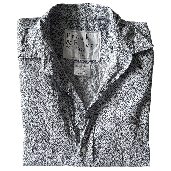 Frank and Eileen Barry Numbers Button Down | SMALL - Picture 10 of 12